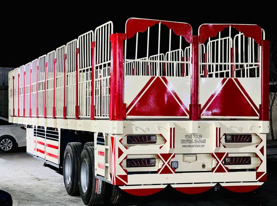 Custom trailers manufacturing in Dubai for logistics and heavy cargo